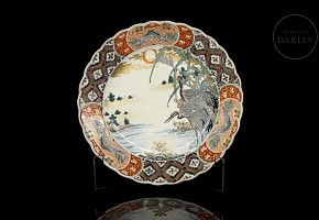 Japanese Imari ‘Cranes’ porcelain dish, 20th century