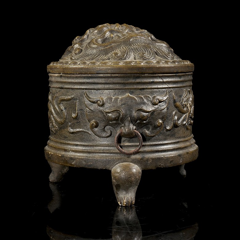 Carved stone censer ‘Dragons’, Han style