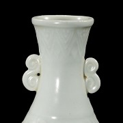 Celadon-glazed ware ‘Flowers’ vase, Yuan dynasty