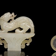 White jade ‘Dragon’ seal, Western Han dynasty