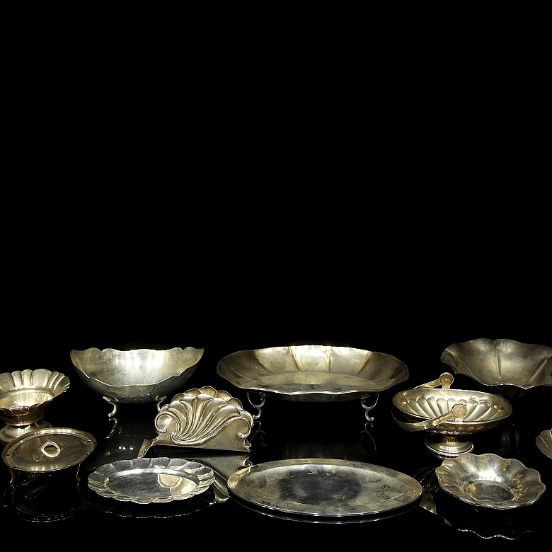 Doce objetos de plata, s.XX