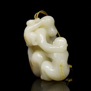 White jade figure 'monkeys', Qing dynasty, Qianlong