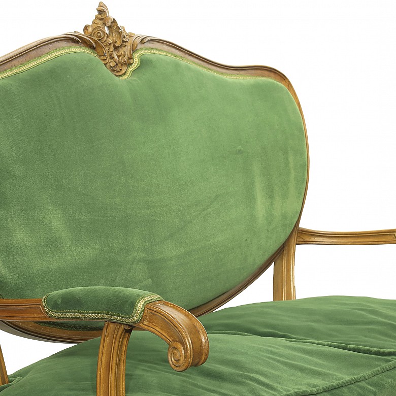 Seating furniture group upholstered in green velvet, 20th Century