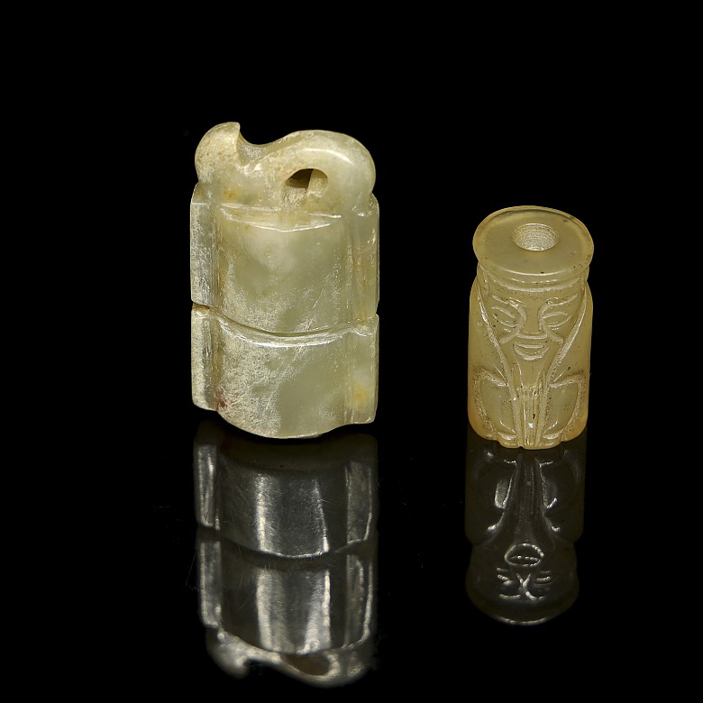 Jade pendant ‘Two Treasures’, Han dynasty - 6