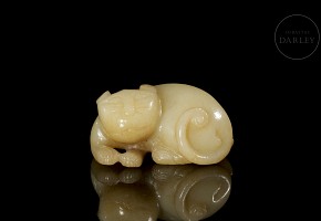 Carved jade animal, Qing dynasty