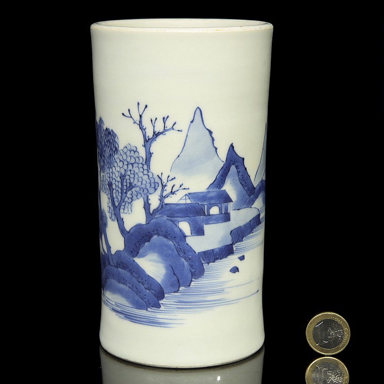 Chinese ceramic pot for brushes, 20th century