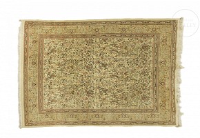 Wool and silk oriental style rug, 20th century