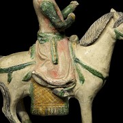 Pair of ceramic horsemen, Ming dynasty - 11