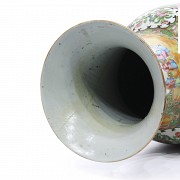 Cantonese porcelain vase, 20th century