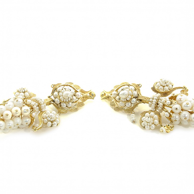 Pendientes de oro amarillo 18 k y perlas en forma de racimo