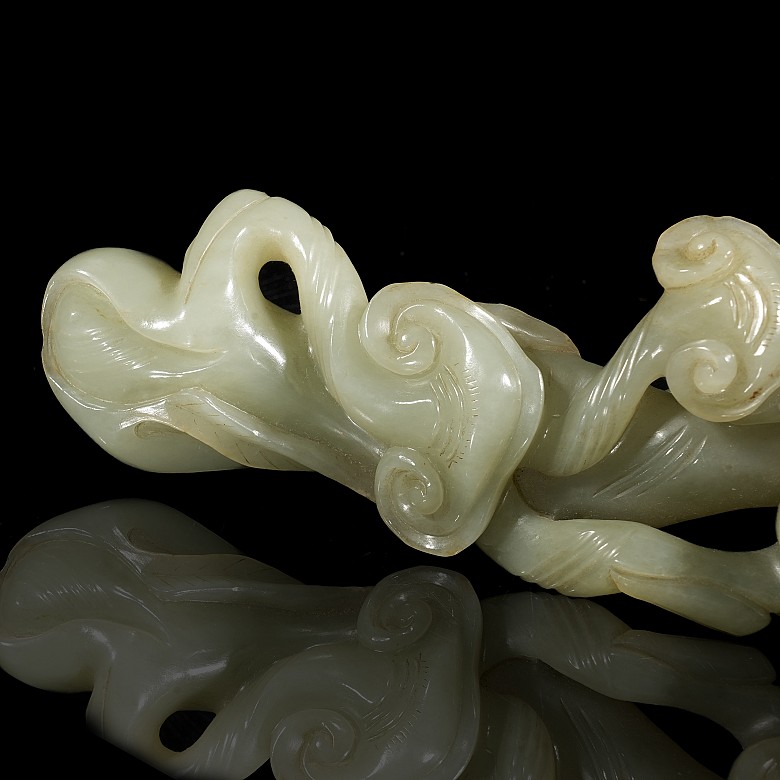 Small jade ruyi sceptre ‘Lingzhi’, Qing dynasty