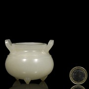 White jade censer, Qing dynasty, 19th century