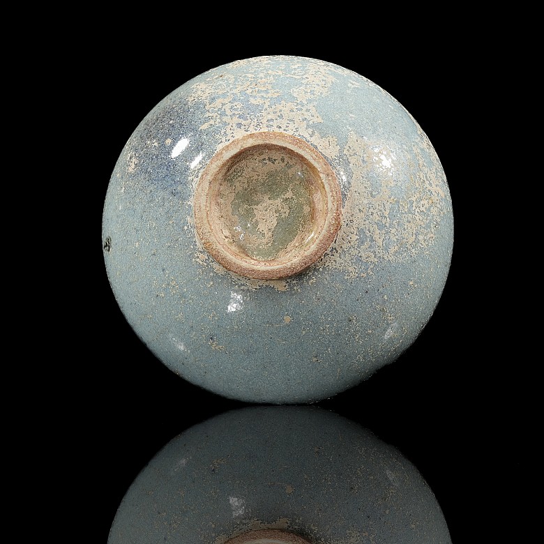 Junyao Small Ceramic Cup, Yuan dynasty