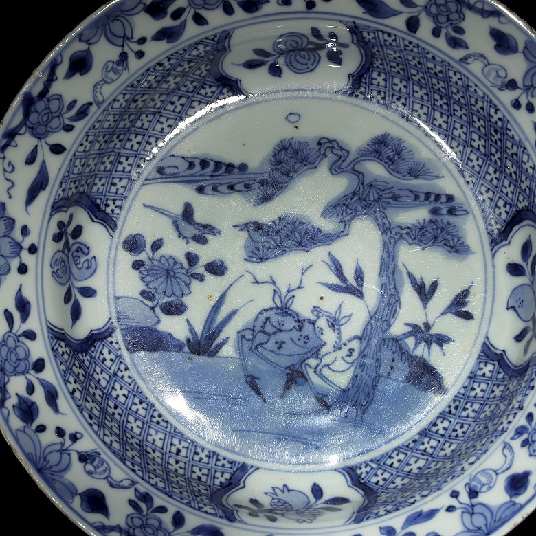 Plato de porcelana, azul y blanco, Compañía de Indias