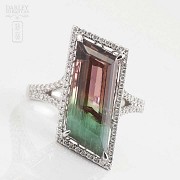 18k white gold ring with tourmaline and diamonds.