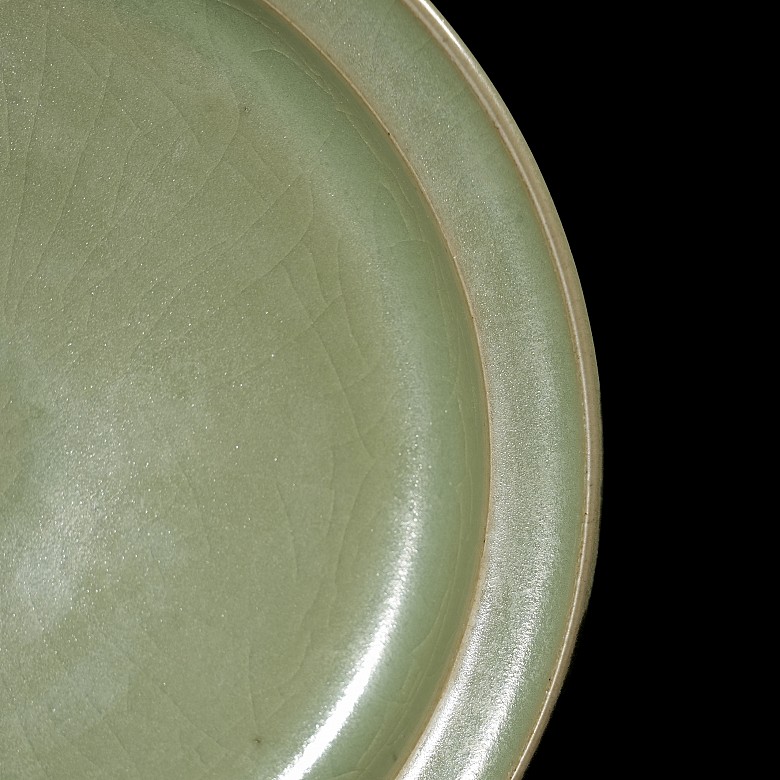 Celadon-glazed ware dish, Song dynasty