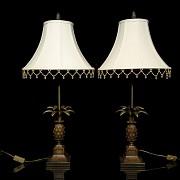 Almerich. Pair of lamps with pineapple base, 20th century