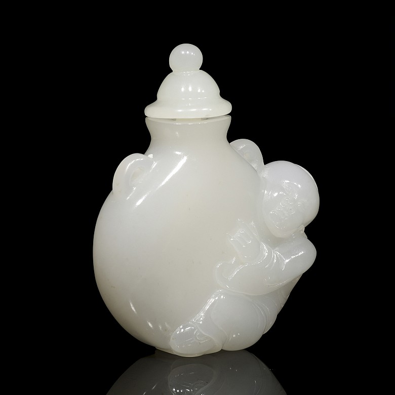 Botella de rapé de jade blanco, dinastía Qing, S.XIX