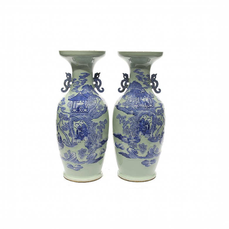 A pair of Chinese baluster shaped vases, 19th century