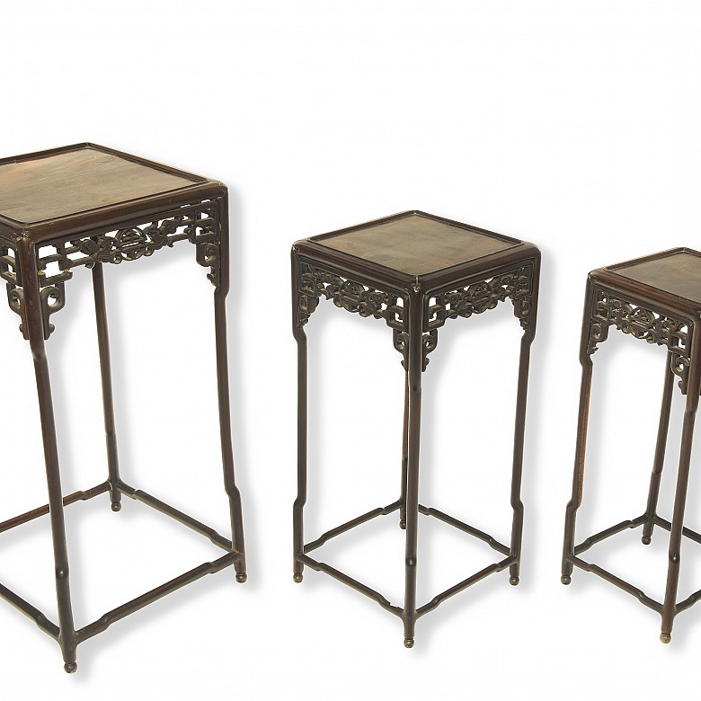 Chinese wooden nesting tables, 20th century