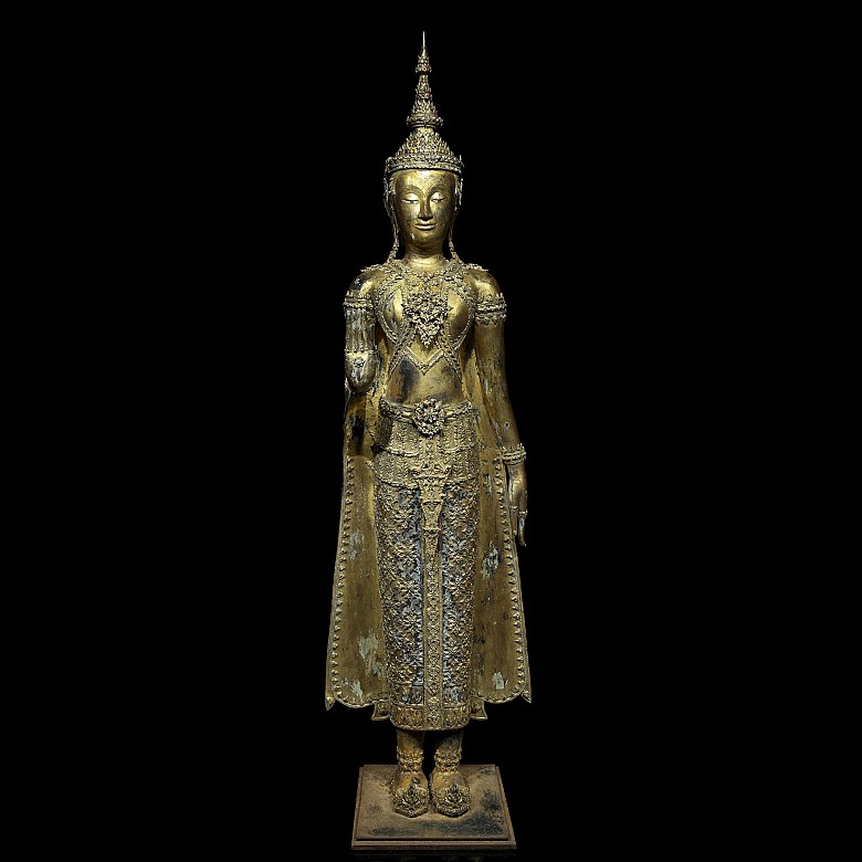 Thai Buddha in golden bronze, 20th century