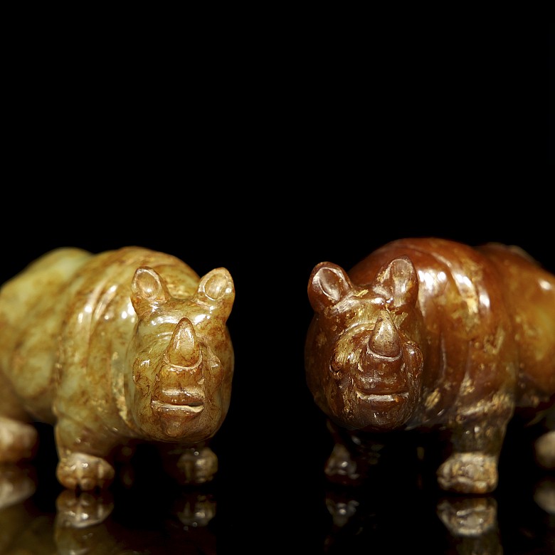 Pair of jade rhinoceroses, Tang dynasty