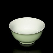 Pequeño cuenco de porcelana vidriada, con sello Kangxi - 6