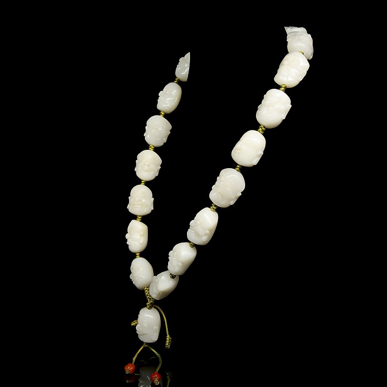 Jade bead necklace ‘Luohan’, Qing dynasty