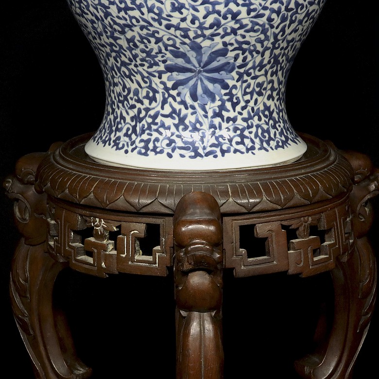 Tibor chino azul y blanco, Jingdezhen, dinastía Qing