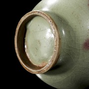 Junyao glaze-glazed ceramic vase, Song dynasty