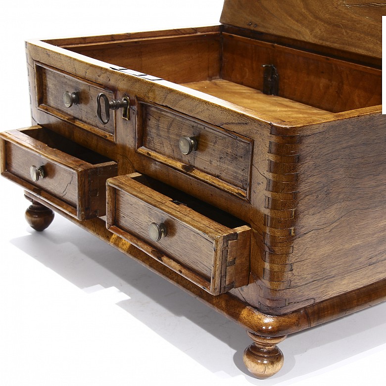 Wooden jewellery box with drawers