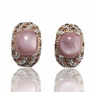 Earrings with mother-of-pearl, natural rose and garnets