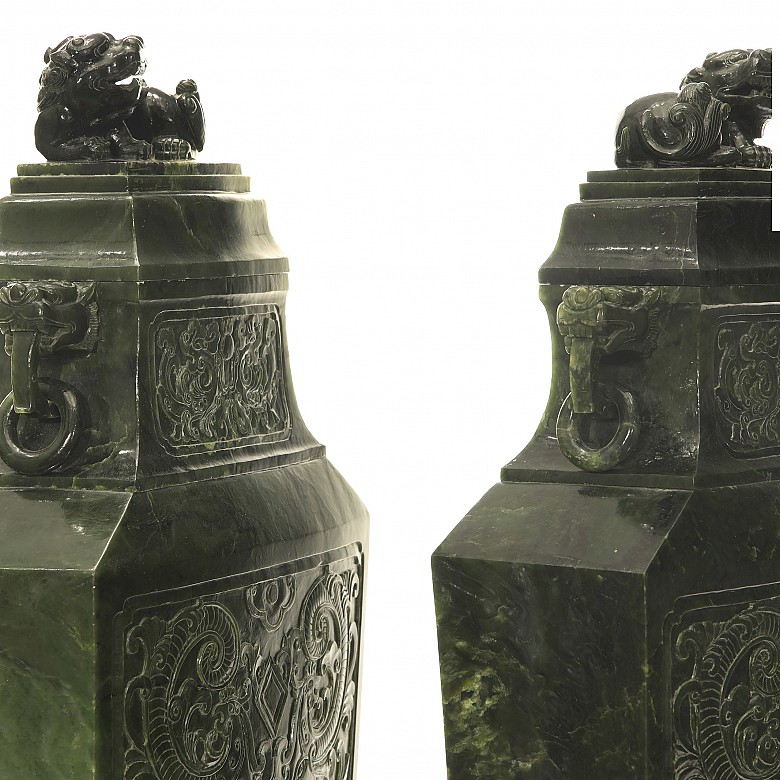 Pair of large vases, 20th century