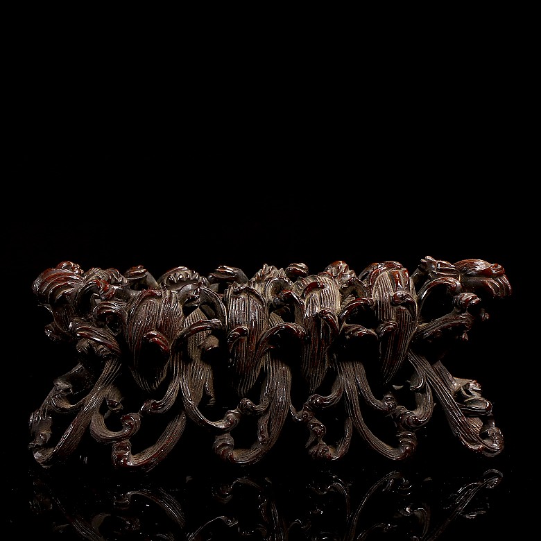 Hetian jade figurine ‘Fish, children and lotuses’, Qing dynasty