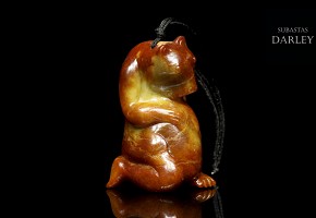 Bear jade figure, Tang dynasty