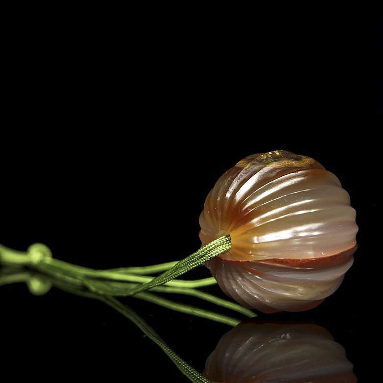 Carved agate bead, Liao-Jin culture