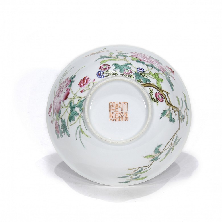 Porcelain enameled bowl, 20th century