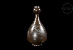 Glazed porcelain vase ‘Leaves’, Jin dynasty