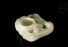 Carved jade brush container ‘Bats and Clouds’, Qing dynasty