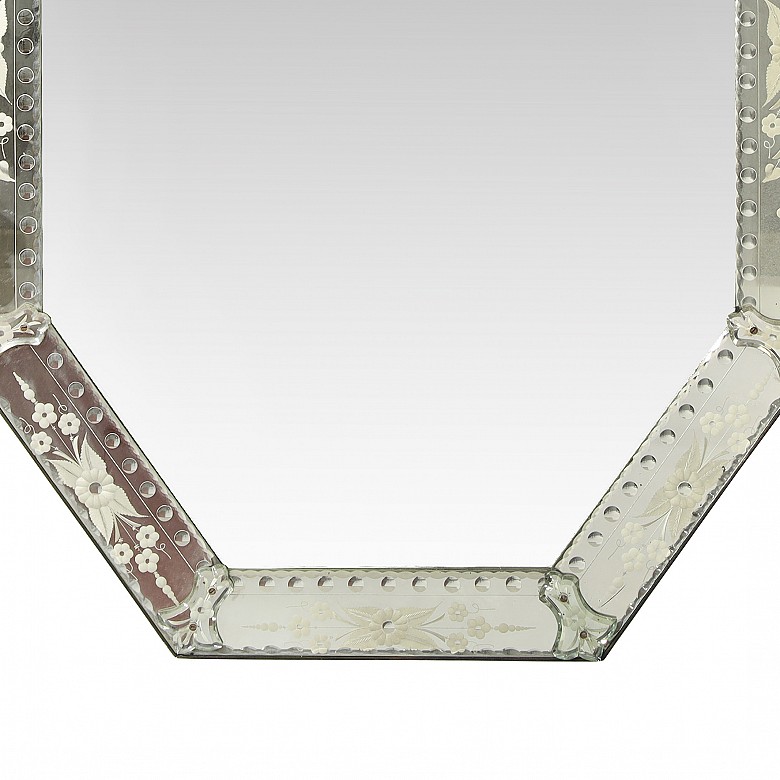 Venetian octagonal mirror, 19th-20th century