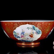 Porcelain enamelled bowl ‘Characters’, with Qianlong Seal