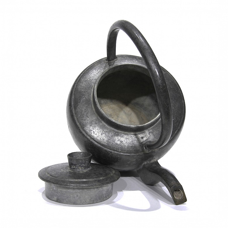 Chinese pewter teapot, 20th century