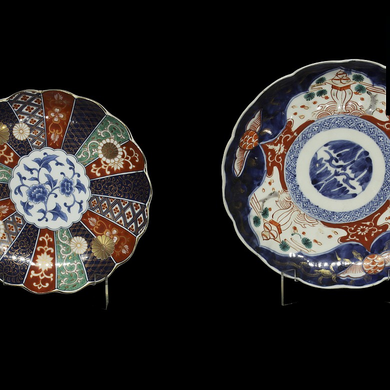 Group of Japanese Imari porcelain