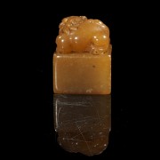 Small Shoshan ‘Mythical Beast’ stone seal, Qing dynasty