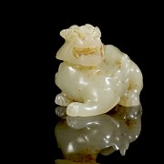 Carved jade figurine ‘Beast’, Han dynasty