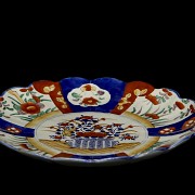 Imari porcelain enamelled plate, 20th century