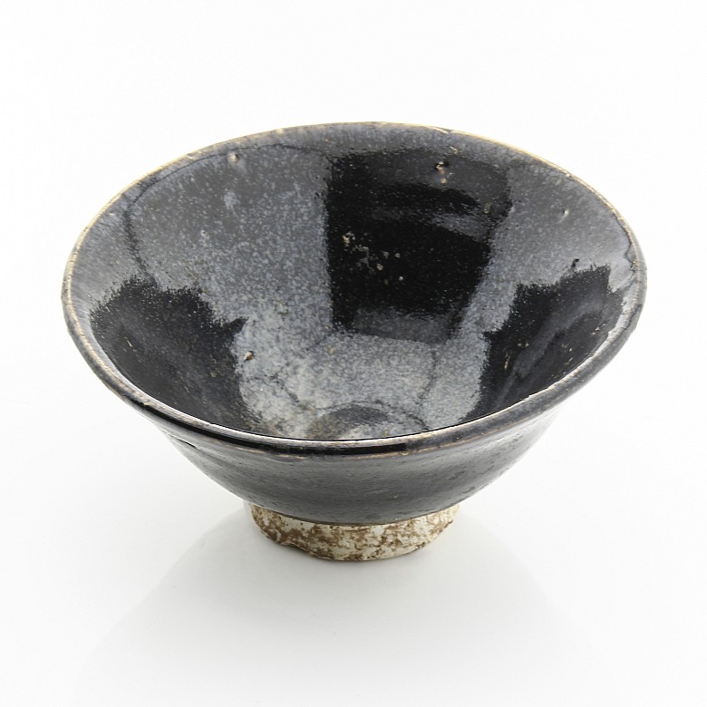 Song style ceramic bowl.