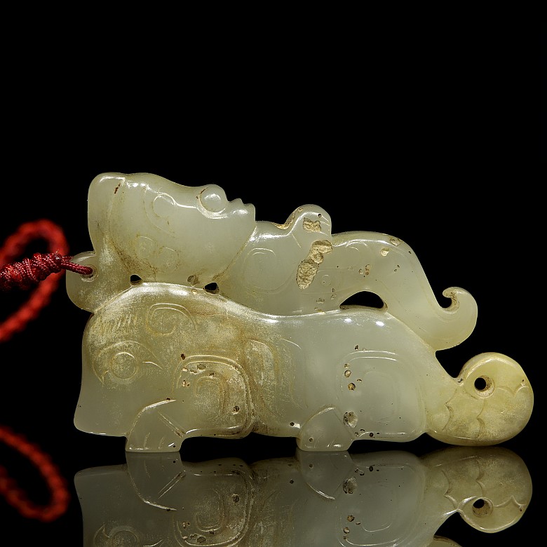 Carved jade pendant, Western Zhou