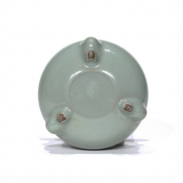 Donggou celadon ceramic censer, Song dynasty (960 - 1279)