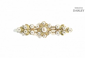 18k yellow gold and pearls brooch